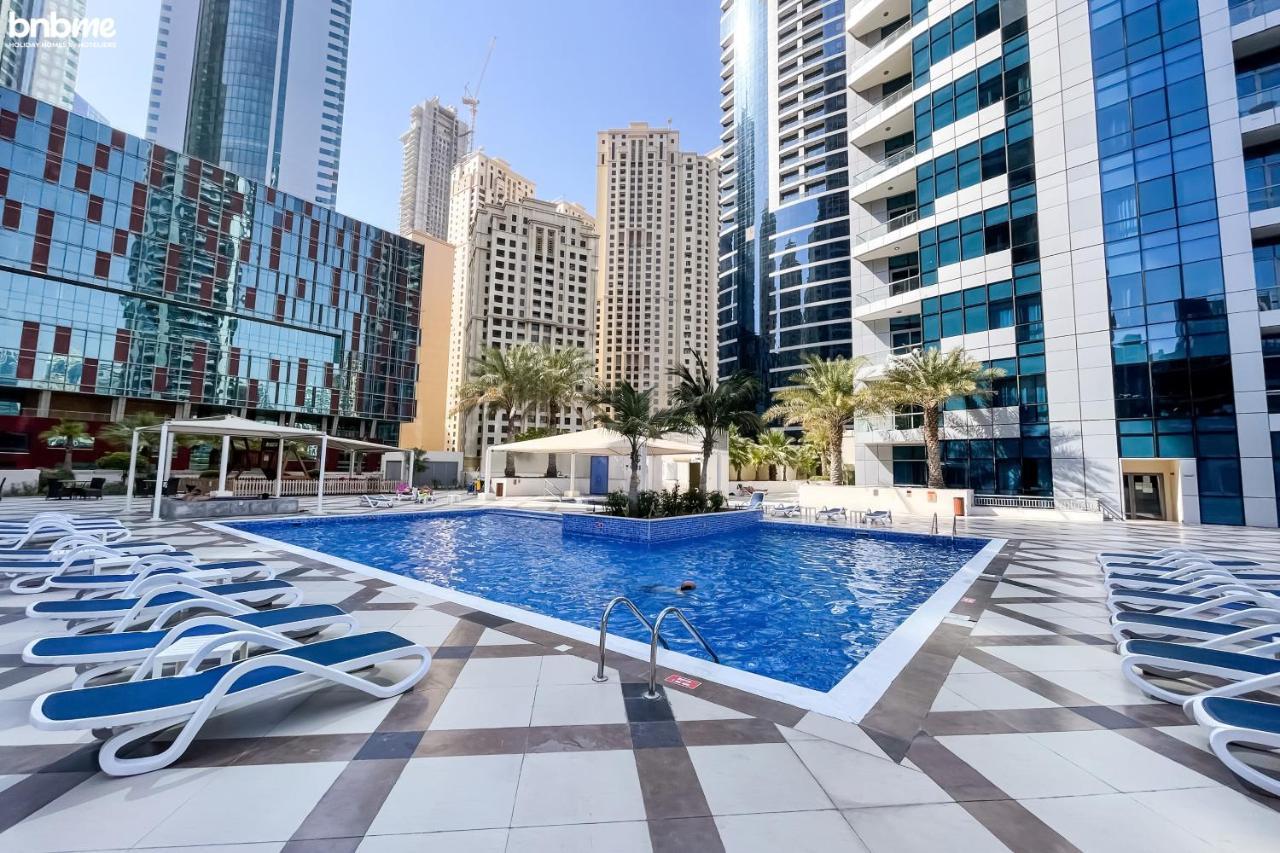شقة Bnbme - Bay Central دبي المظهر الخارجي الصورة